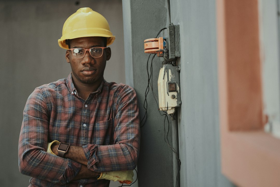 Research and engineering advisory professional